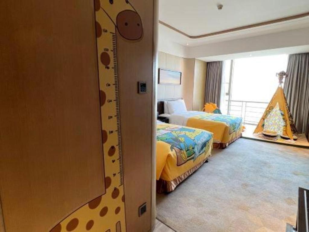 The Qube Hotel Jingzhou Exteriör bild