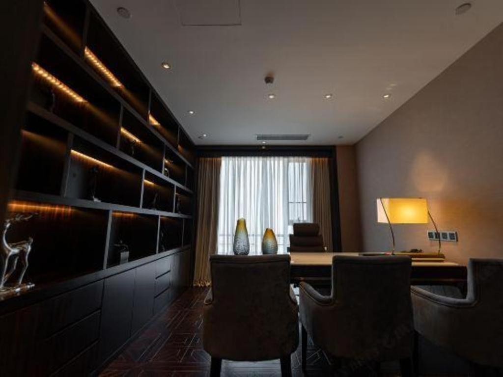 The Qube Hotel Jingzhou Exteriör bild