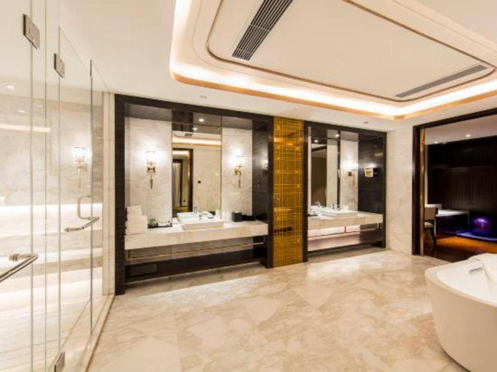 The Qube Hotel Jingzhou Exteriör bild