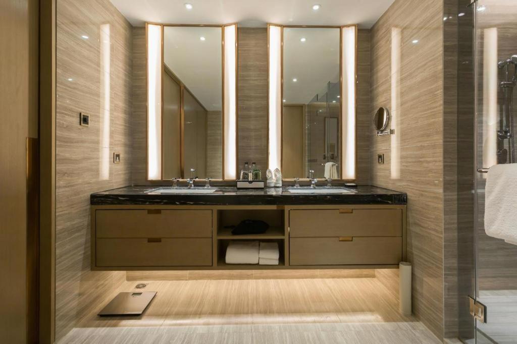 The Qube Hotel Jingzhou Exteriör bild